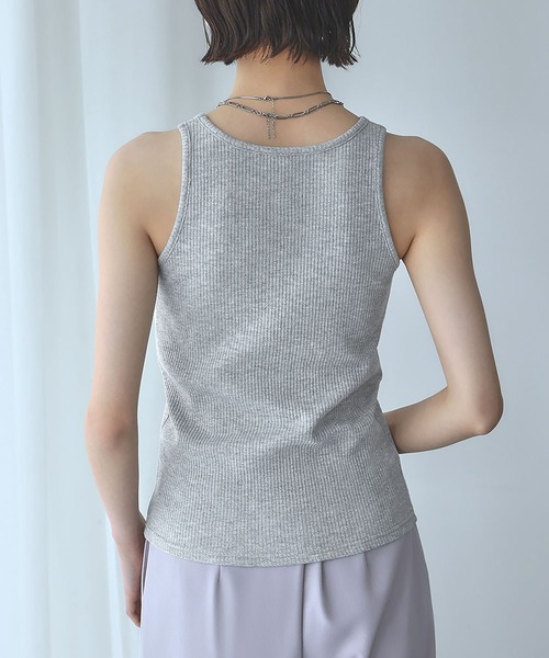 美品 24SS SHINYAKOZUKA タンクトップ ラメ 802P▲ Ampirula タンクトップ ノースリーブ カップ付きラメニットアメリカン