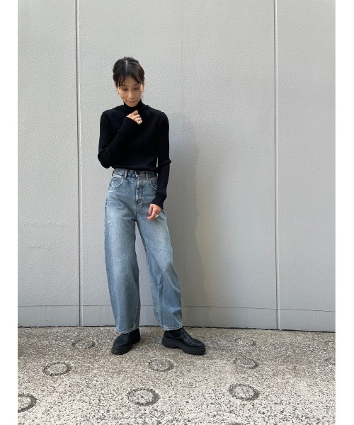 BLACK BY MOUSSY（ブラックバイマウジー） ダメージ加工デニムパンツ