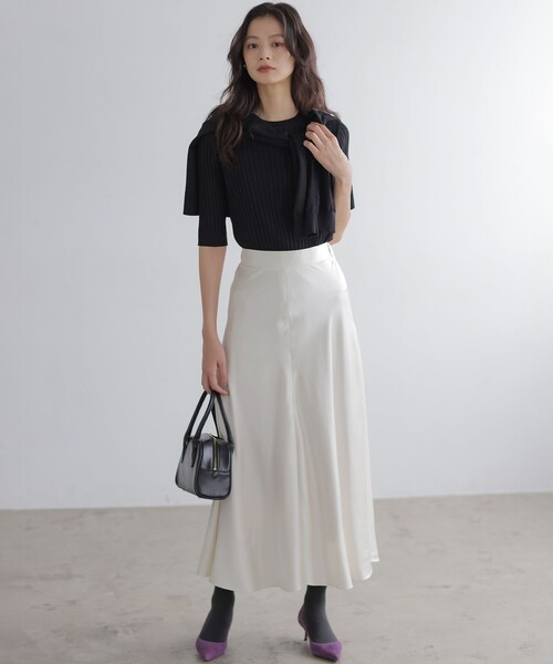 新品タグ付【組曲】完売のサテンナロースカート　ホワイト 組曲（KUMIKYOKU） スカート サテンナロー スカート : ZOZOTOWN Yahoo