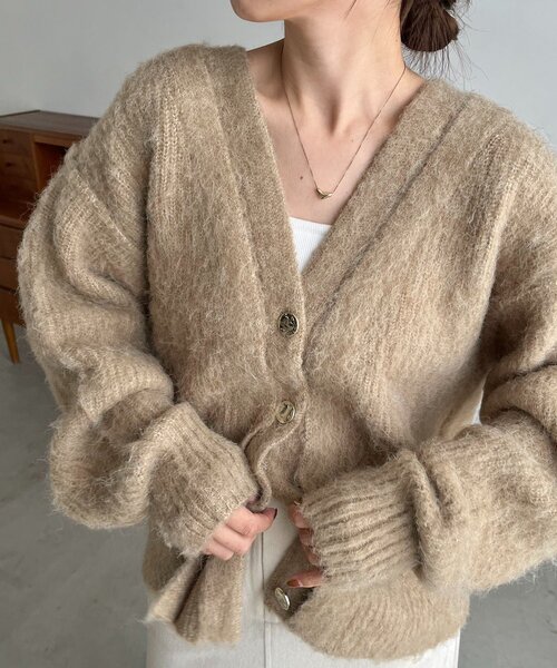 【タグ付き新品】ニュアンスボタンレイヤード風カーディガン（ベージュ） CAPRICIEUX LE'MAGE（カプリシューレマージュ） カーディガン