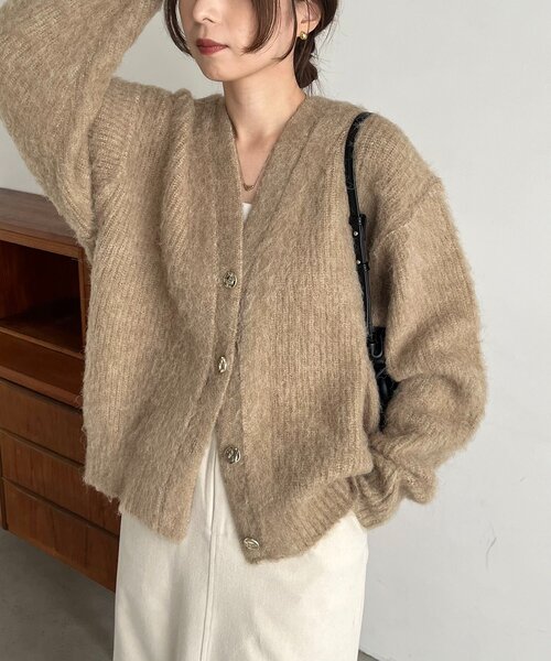 【タグ付き新品】ニュアンスボタンレイヤード風カーディガン（ベージュ） CAPRICIEUX LE'MAGE（カプリシューレマージュ） カーディガン
