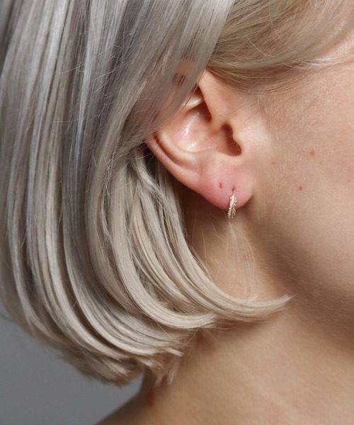 cui-cui（キュイキュイ） ピアス ゴールド フェザー ピアス| K10YG