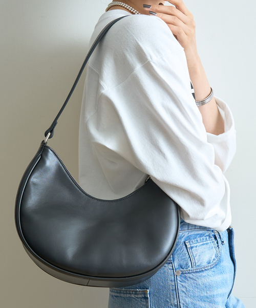 Rouge vif ショルダーバッグ バッグ 「BRENTELLA/ブレンテッラ 