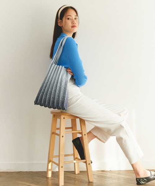 【未使用】PLEATSMAMA プリーツママ ショルダーバッグ グリッターブルー PLEATSMAMA ショルダーバッグ バッグ PLEATSMAMA（プリーツママ