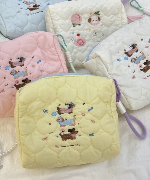 ポーチ わんちゃん刺繍キルティングポーチ レディース : ZOZOTOWN