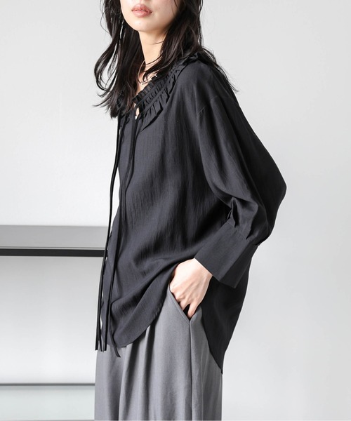 yori ダブルフリルカラーブラウス 000000000143-04.jpg?size=l&w=