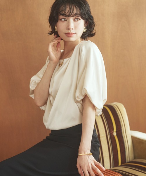 ベージュ サテン バルーンスリーブ 長袖シャツ ブラウス シャツ satin balloon sleeve blouse /サテンバルーン