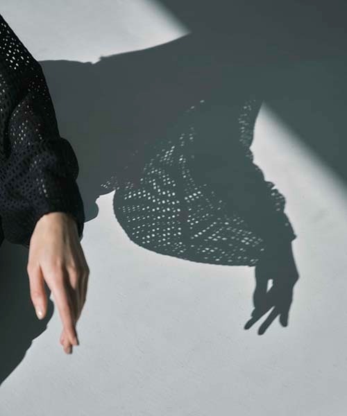 「MIESROHE」 長袖ブラウス FREE ブラック レディース_画像4