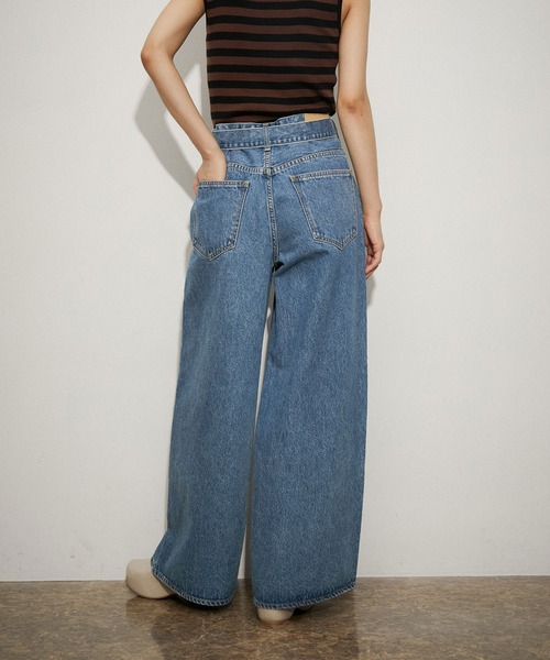 「NEEDBY heritage」 デニムパンツ 27 ブルー レディースの画像