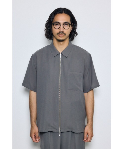 AZUL BY MOUSSY（アズールバイマウジー） シャツ 「セットアップ対応