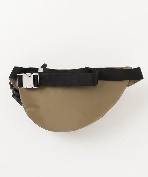 VASIC ベージュ ショルダーバッグ VASIC（ヴァジック） ショルダーバッグ - ベージュ レディース