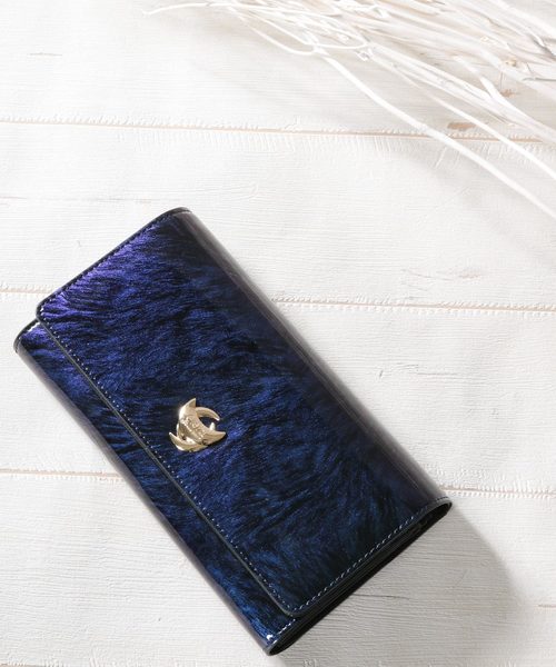 Clelia（クレリア） 財布 エナメルラメ加工カードケース付きフラップ長