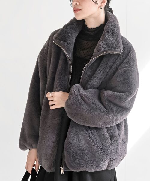 スタニングルアー　フェイクファー付きブルゾン r・p・s ブルゾン アウター フェイクファースタンドコート レディース