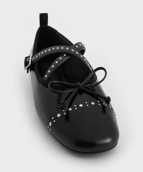 CHARLES ＆ KEITH パンプス スタッズ クロスオーバーストラップ