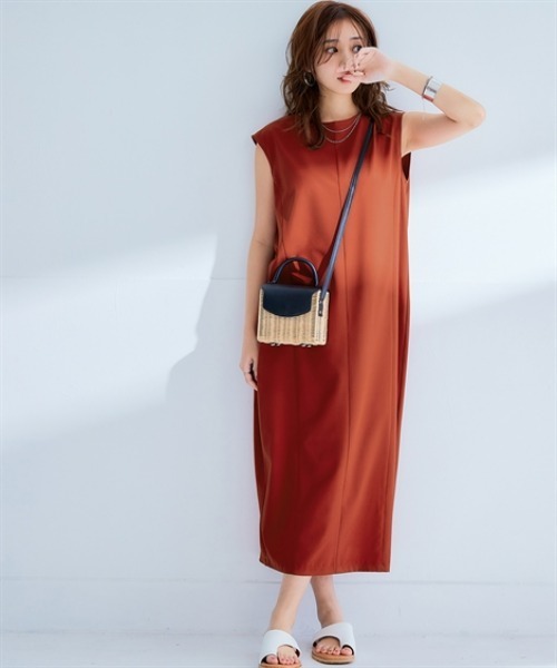 ニッセン（nissen） ワンピース 二の腕華奢見えカバータックワンピース