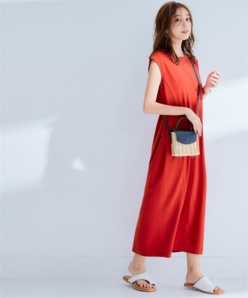 ニッセン（nissen） ワンピース 二の腕華奢見えカバータックワンピース