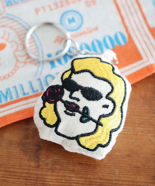 niko and…（ニコアンド） キーホルダー 「Super Mom」刺繍キーホルダー