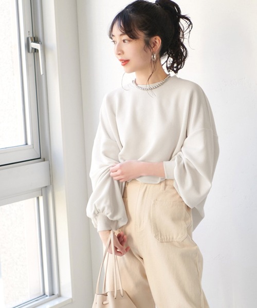 coca（コカ） tシャツ ＼新色追加／エンボス加工バルーン袖トップス
