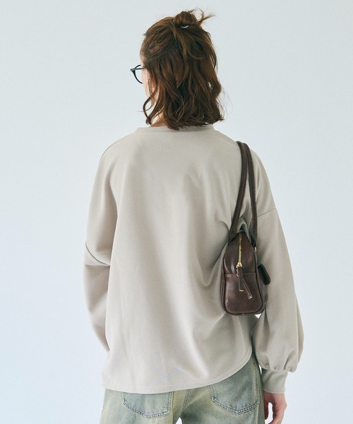 tシャツ ＼新色追加／エンボス加工バルーン袖トップス レディース | coca | 09