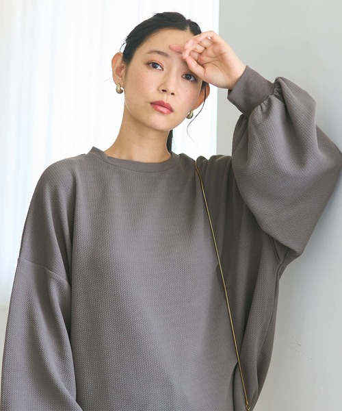 tシャツ ＼新色追加／エンボス加工バルーン袖トップス レディース | coca | 17