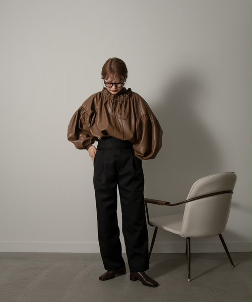 Amiur（エミレ） シャツ ブラウス leather volume blouse レディース