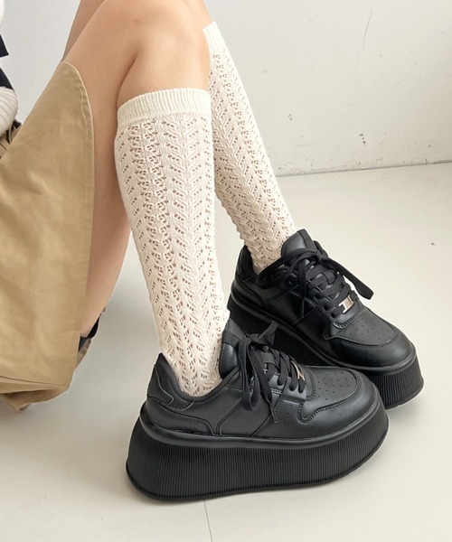 Shoes in Closet スニーカー 厚底 プラットフォーム プレート付