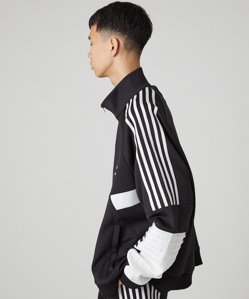 定価4.8万 discovered newsed トラックジャケット 定価4.8万 discovered newsed トラックジャケット - メルカリ