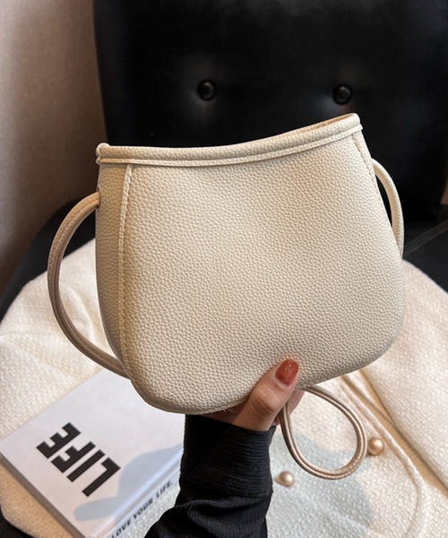 DAY CLOSET ショルダーバッグ バッグ コロンと可愛いワンマイル感。合