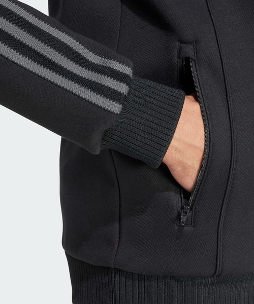 adidas プロフェッショナル　ナイロンジャケット　上下セットアップ XO adidas ナイロンジャケット プレミアム・トラック トップ