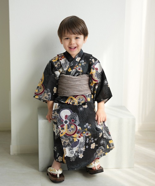 浴衣 キッズ浴衣3点セット 男の子 ニコアンティーク 大正浪漫ブラックに夢幻ねじり梅 キッズ 子供 男の子の画像