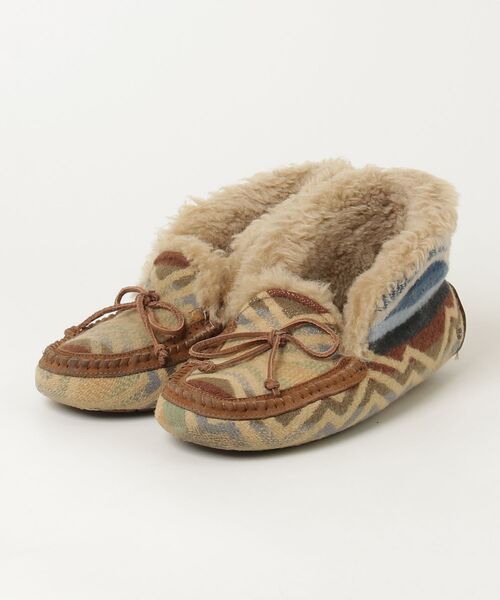 UGG Australia（アグオーストラリア） 「UGG」 モカシンシューズ 22cm