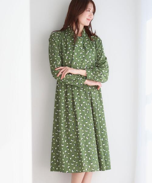ポピーフラワーワンピース styling ポピーフラワーワンピース styling Flower puff sleeve tiered one-piece