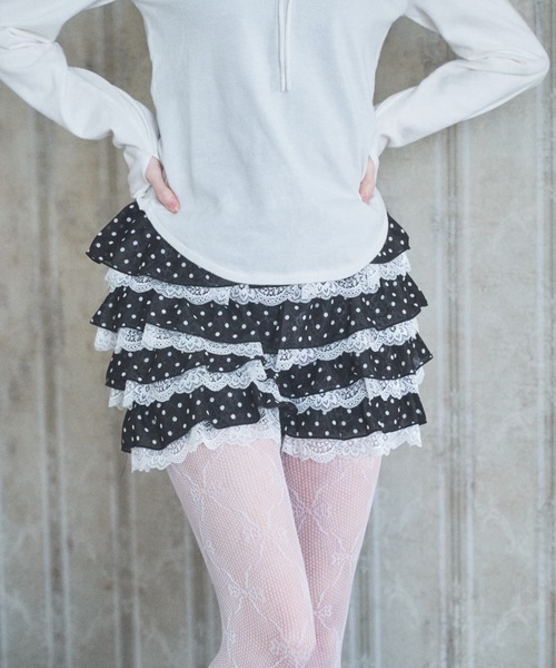 FEKETE ドットフリルショートパンツ　M Lovilyn パンツ スウィートドットフリルショートパンツ レディース
