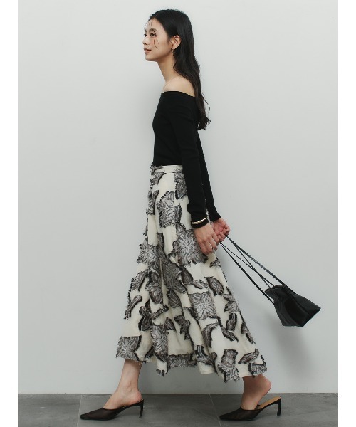 anuans（アニュアンス） スカート ボタニカルフラワーカットジャガード