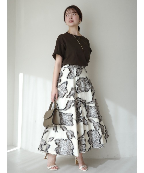 anuans（アニュアンス） スカート ボタニカルフラワーカットジャガード