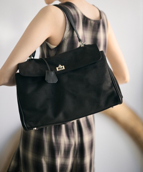ハンドバッグ 2way suede touch twist buckle bag /2wayスウェード調