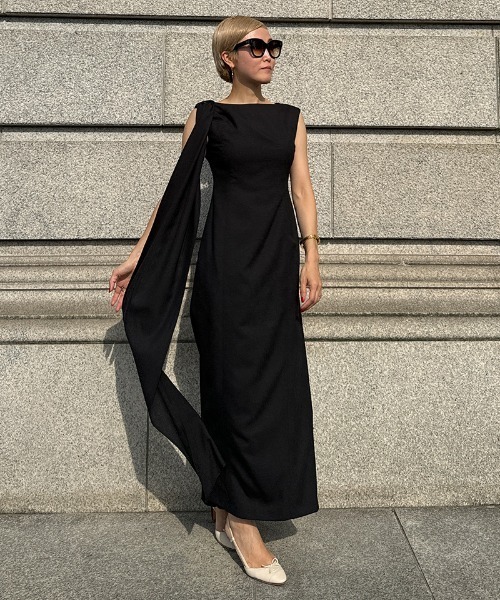 「JENNE」 ノースリーブ衣装 SMALL 黒いこと レディース
