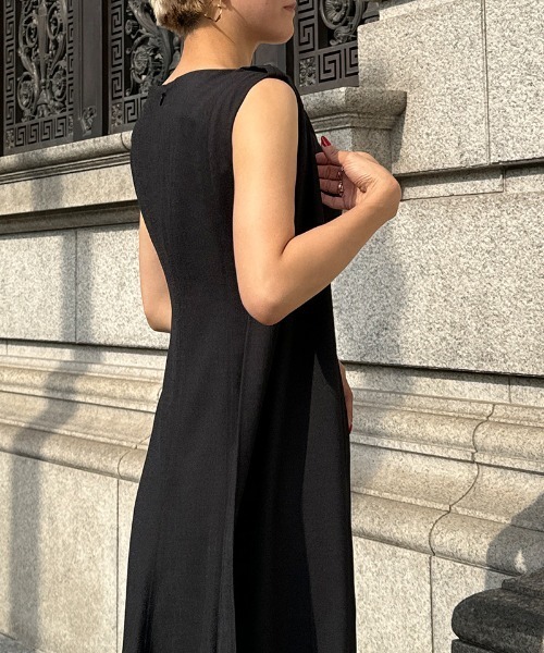 「JENNE」 ノースリーブ衣装 SMALL 黒いこと レディース