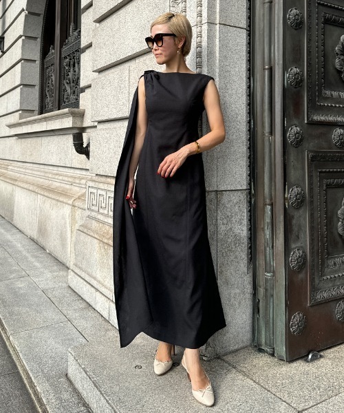 「JENNE」 ノースリーブ衣装 SMALL 黒いこと レディース