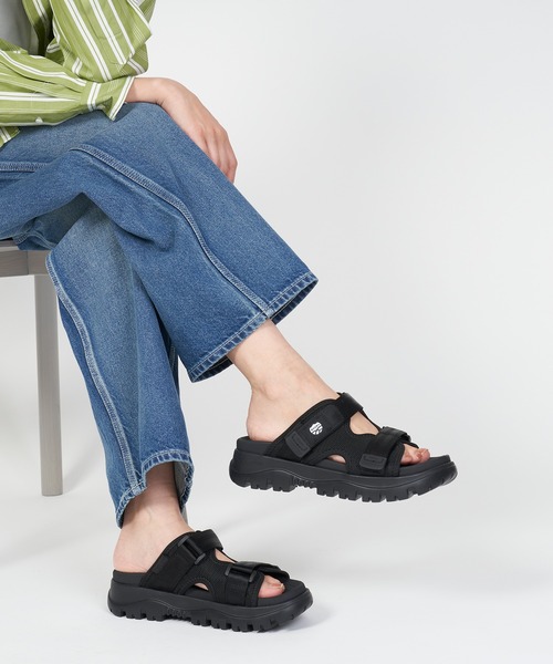 【関税送料込】OFF-WHITE トングサンダル ブラック スカイブルー セール】新色追加/らくっションスニーカーサンダル/876386