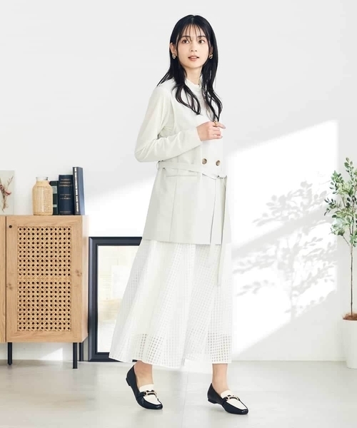 a.v.v（アー・ヴェ・ヴェ） ベスト ジレ ベルト付きノーカラージレ