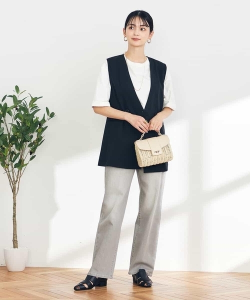 a.v.v（アー・ヴェ・ヴェ） ベスト ジレ ベルト付きノーカラージレ