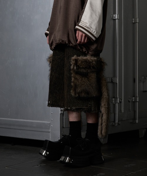 【GRANCY】ファーポケットデザインハーフデニムカーゴパンツ　ブラック　M GRANCY】FurPocket Design Half Denim Cargo Pants / ファー