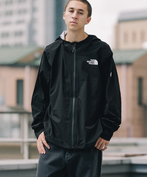 THE NORTH FACE マウンテンパーカー 黒　summit THE NORTH FACE マウンテンパーカー ウインドブレーカー 日本未