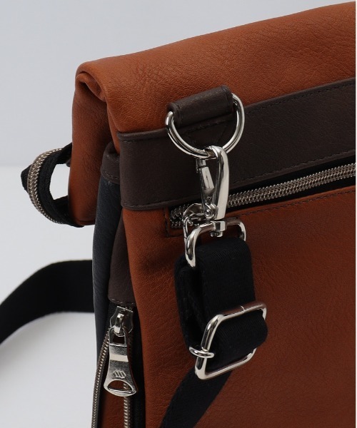 BACKYARD FAMILY（バックヤードファミリー） ショルダーバッグ MADDEN