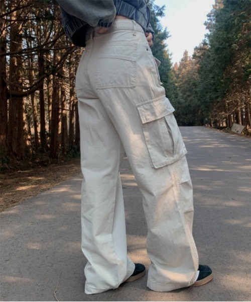 「by muni:r」 カーゴパンツ MEDIUM クリーム レディース_画像2