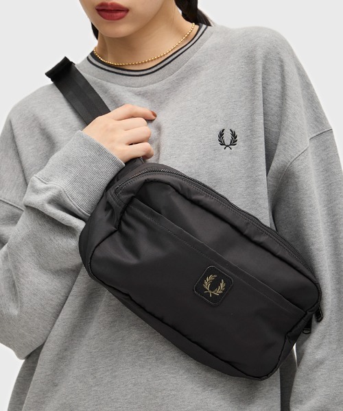 DSQUARED2（ディースクエアード） ウエストポーチ Urban Belt Bags