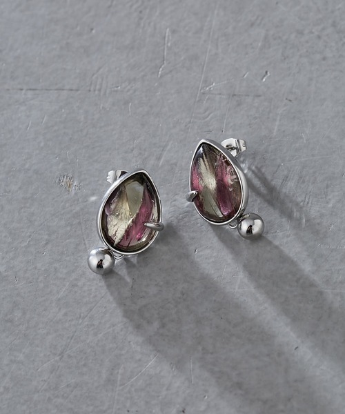 ear PAPILLONNER（イア パピヨネ） ピアス ヴィンテージガラス