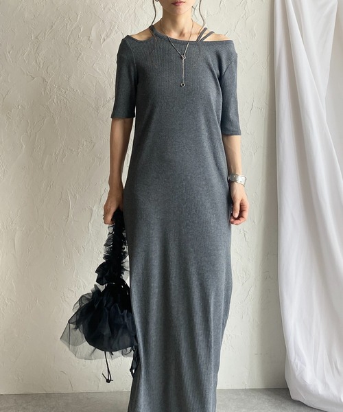 オフショルダー ワンピース タイト バックスリット 半袖 10154 She's Closet ワンピース カットアウトオフショルダー肩あき半袖