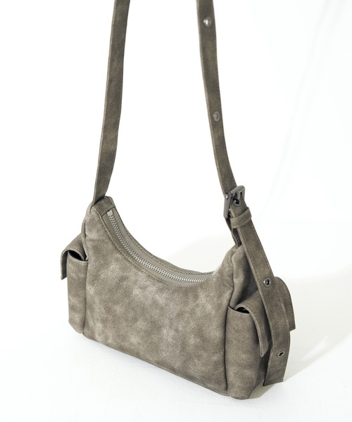 SAMO ONDOH ショルダーバック 茶褐色L via SAMO ONDOH ショルダーバック L (3色) POCKET UTILITY BAG L